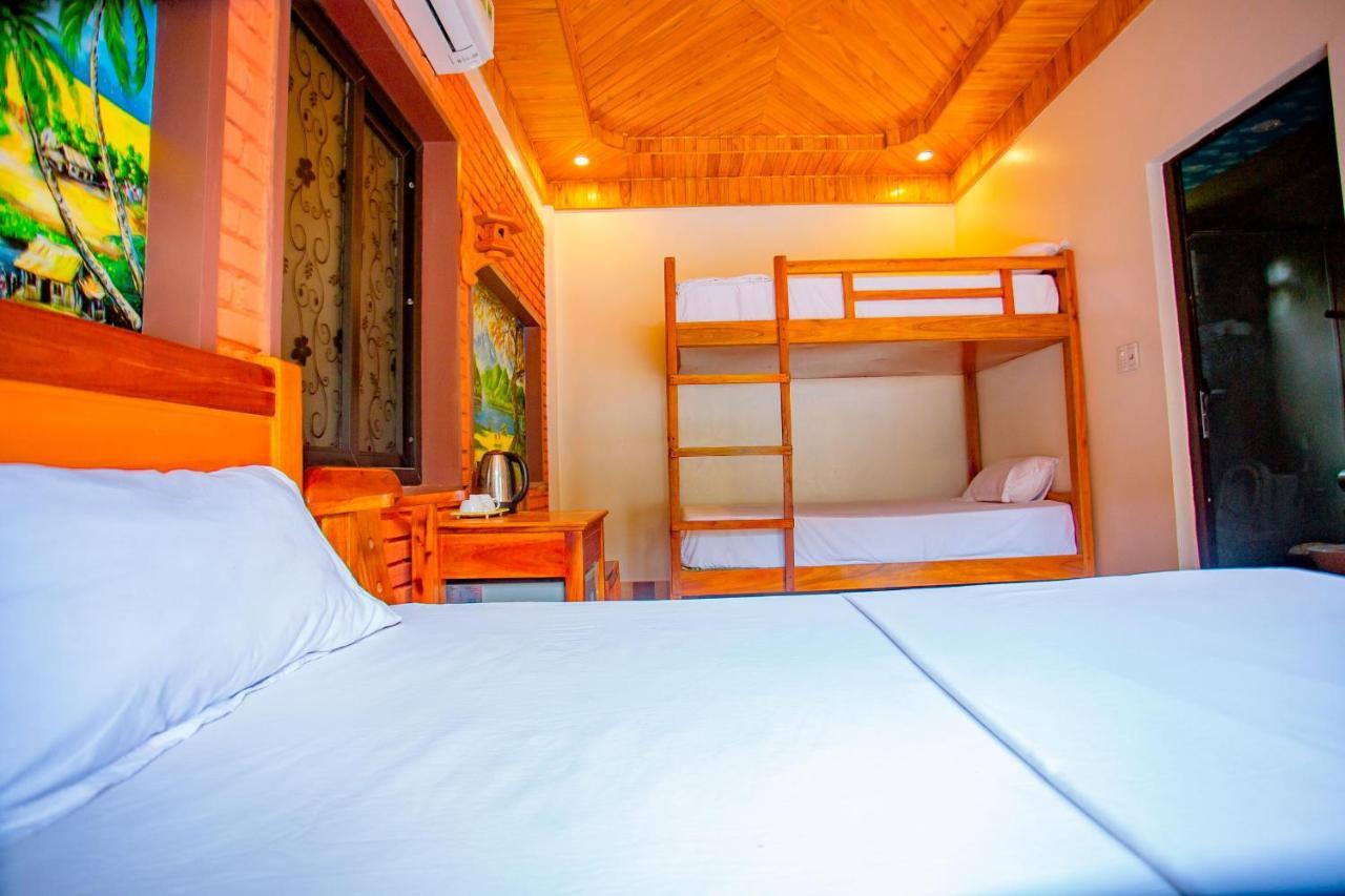 Hillside View Bungalow Homestay Фонг Нха Екстериор снимка