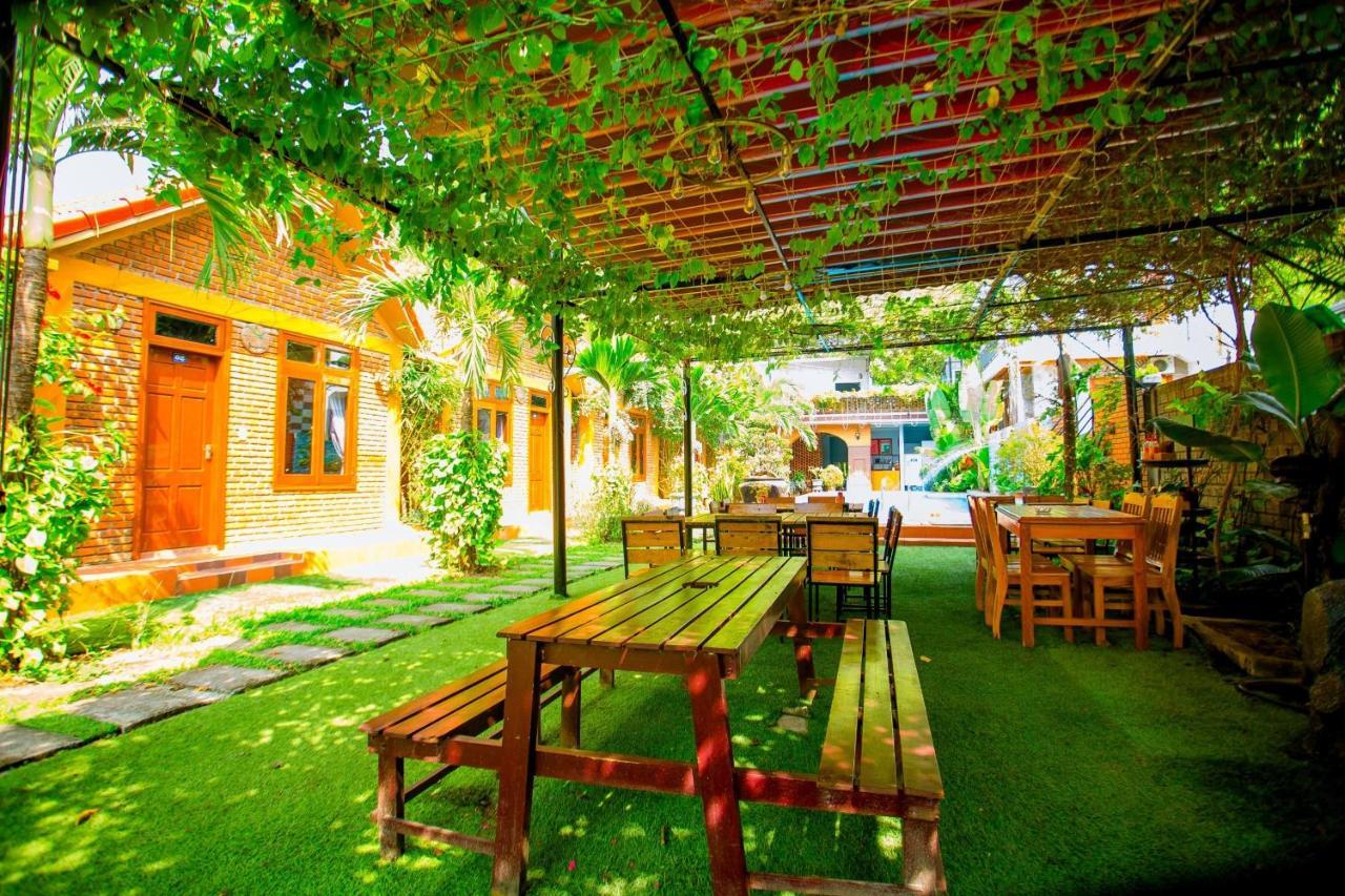Hillside View Bungalow Homestay Фонг Нха Екстериор снимка