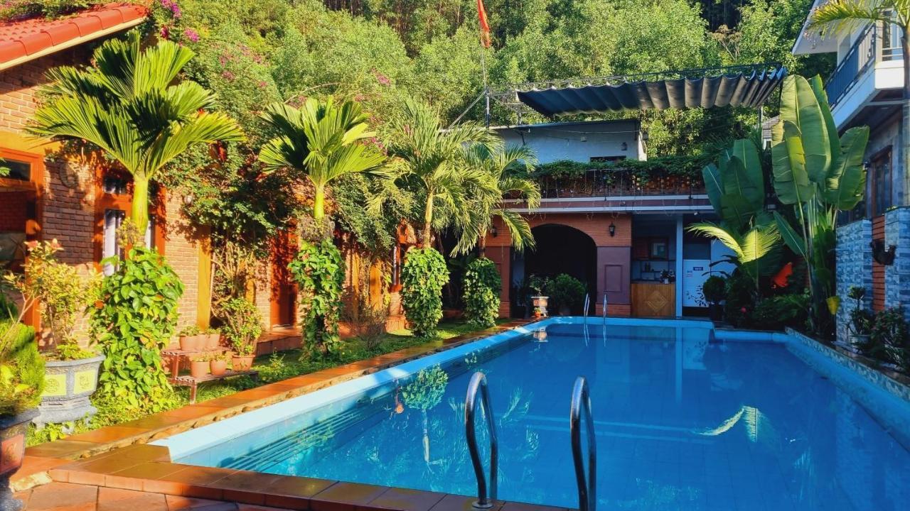 Hillside View Bungalow Homestay Фонг Нха Екстериор снимка