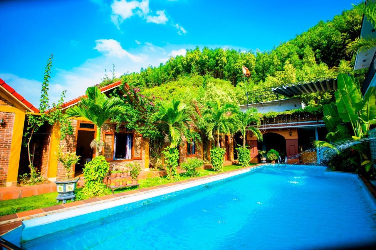 Hillside View Bungalow Homestay Фонг Нха Екстериор снимка