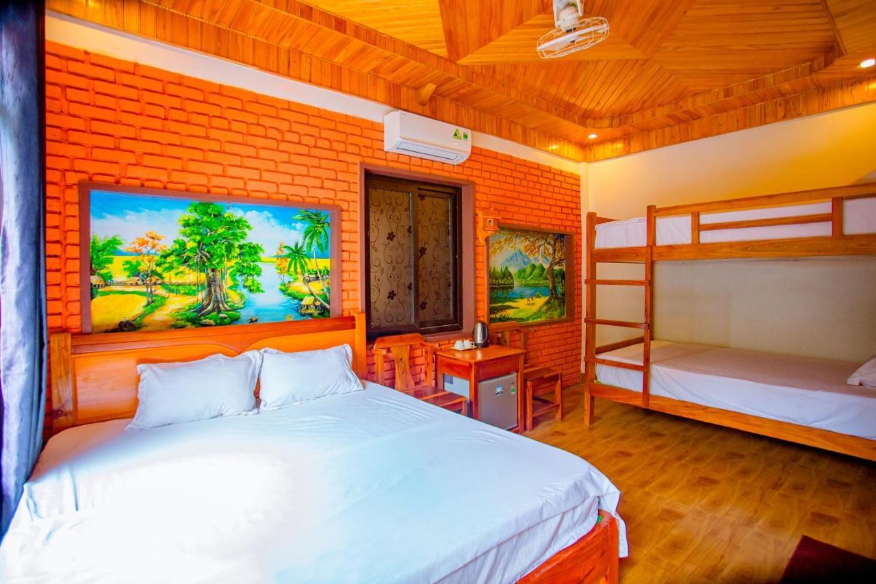 Hillside View Bungalow Homestay Фонг Нха Екстериор снимка